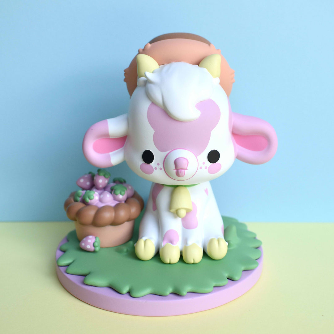 Shortcake Vinyl Figure – Bright Bat Design
