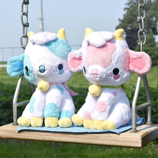 Cobbler the Blueberry Cow Plushie